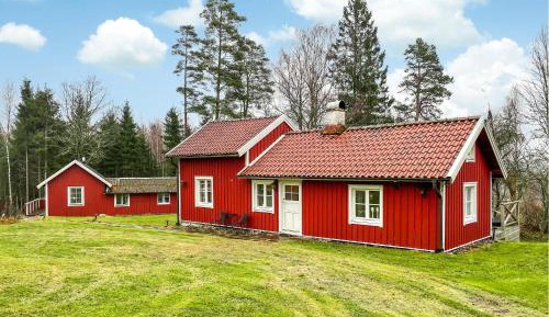 Two-Bedroom Holiday Home