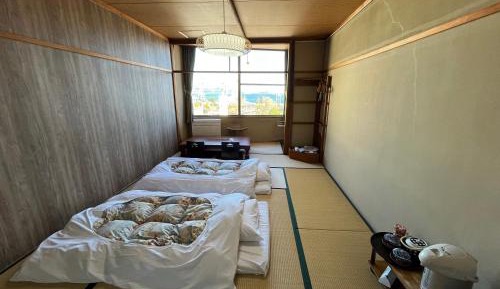 Economy Triple Room with Shared Bathroom