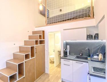 Studio - Split Level
