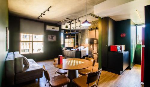Deluxe Apartment