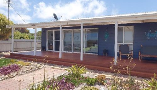 Two-Bedroom Holiday Home
