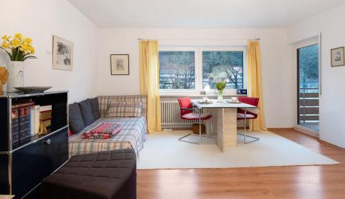 Superior One-Bedroom Apartment with Balcony