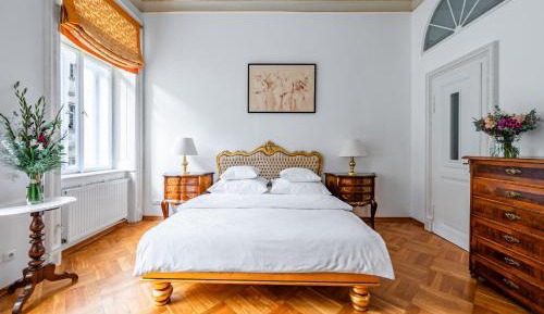 Presidential Suite (6 Adults)