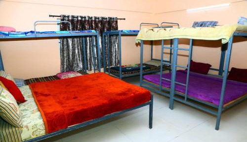 Mixed Dormitory Room