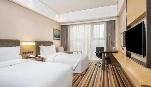 Standard Twin Room with Atrium View