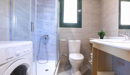 Family Two-Bedroom Apartment