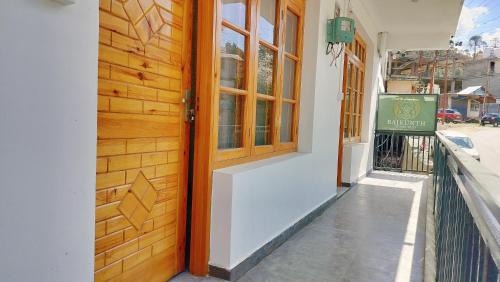 Standard King Room