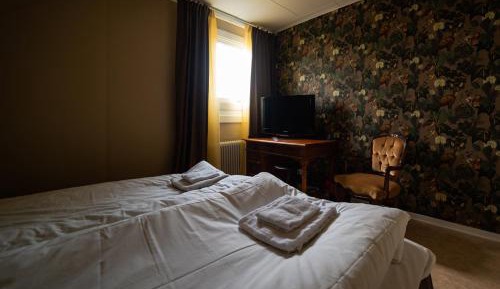 Double Room with Shared Bathroom