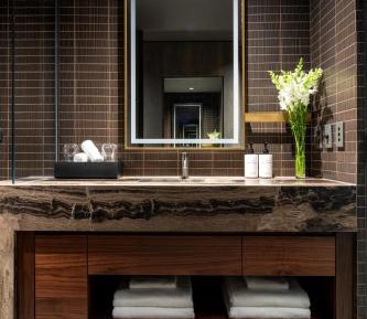 Classic King Room with Harbor View
