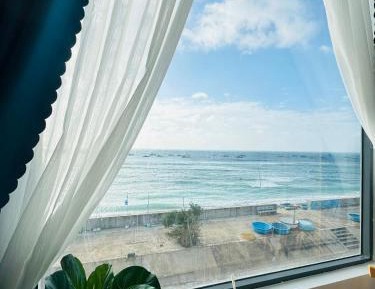 Double or Twin Room with Sea View
