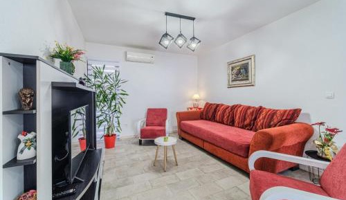 Two-Bedroom Apartment with Terrace and Sea View