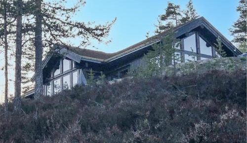 Five-Bedroom Holiday Home