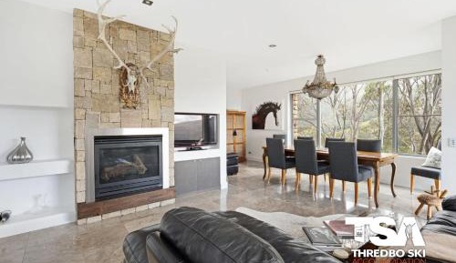 Superior Chalet