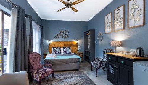 Deluxe Queen Room