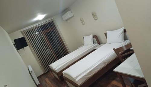 Twin Room with Private Bathroom