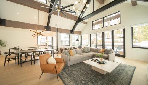 Four-Bedroom Holiday Home