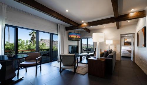 Suite