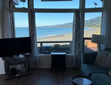 Bungalow - Beach Front