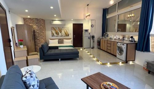 One-Bedroom Apartment - Sea Side