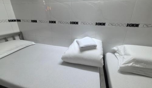 Twin Room with Private Bathroom