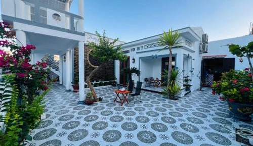 Single Room with Garden View