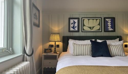 Superior King Room