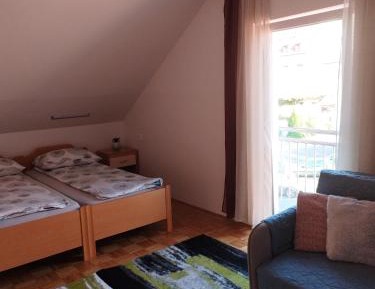 Apartment with French balcony