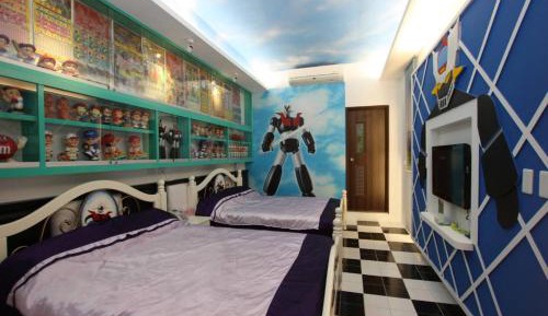Quadruple Room with Private Bathroom