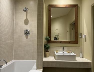Deluxe Double Room with Shower