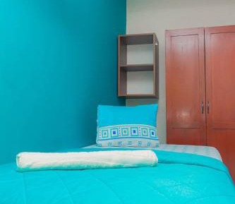Single Room with Private Bathroom