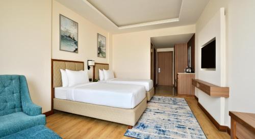 Deluxe Twin Bedroom