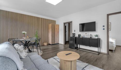 Deluxe Family Suite