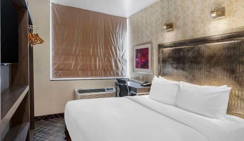 King Room - Non-Smoking