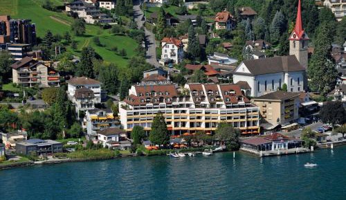 Deluxe Double Room with Lake View