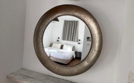 One-Bedroom Apartment with Partial Sea View