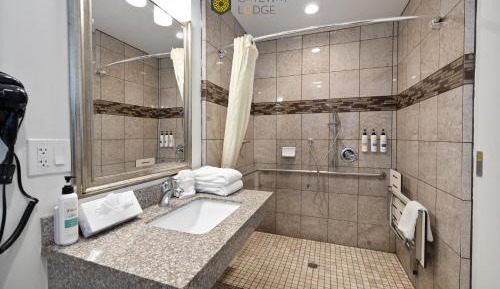Queen Room - Disability Access