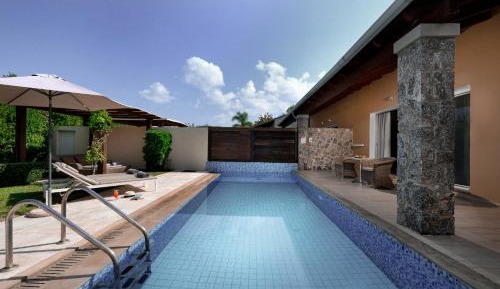 Premium Suite with Private Pool & Private Garden