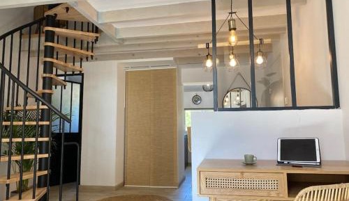 Studio Apartment