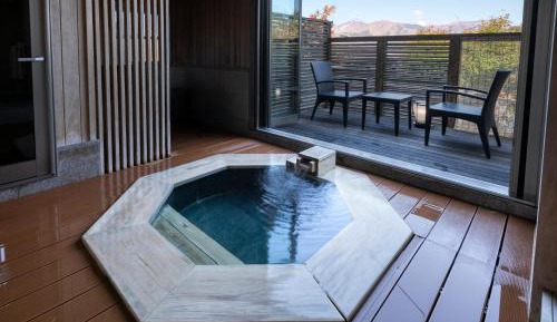 Japanese-Style Suite - HAKUUN