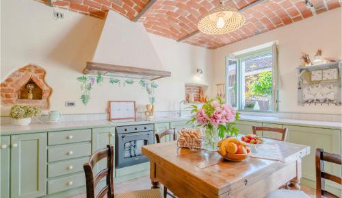 One-Bedroom Holiday Home