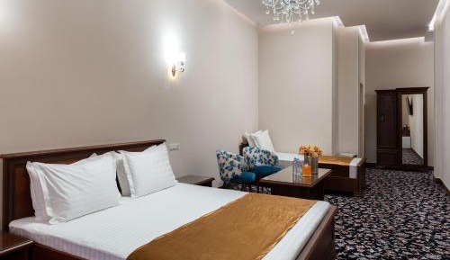 King Suite