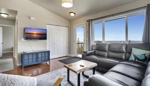 Two-Bedroom Holiday Home