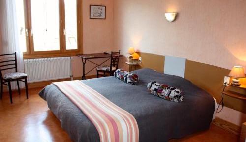 Comfort Triple Room
