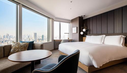 Premium King Room - Club Lounge Access
