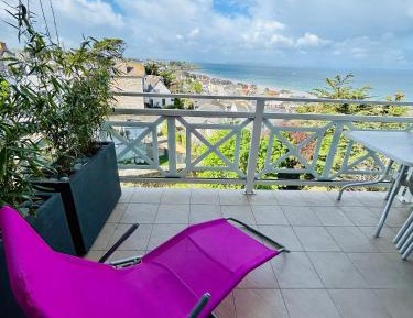Apartment with Sea View