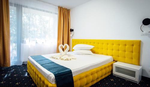 Superior Double Room with Balcony
