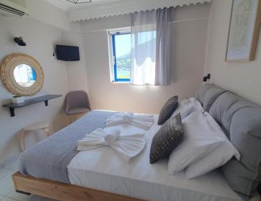 Studio with Sea View