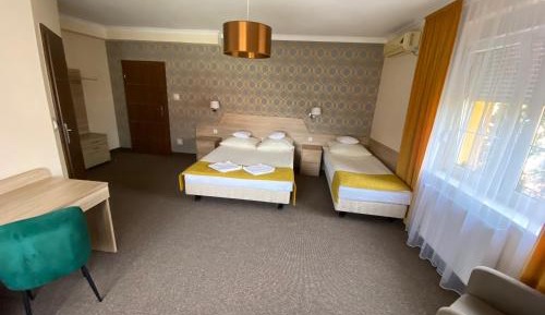 Comfort Triple Room