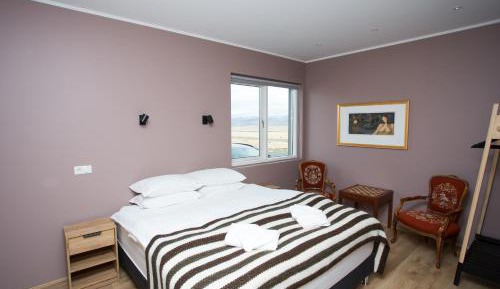 Twin Room with Private Bathroom