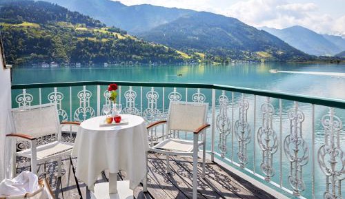 Junior Suite with Balcony